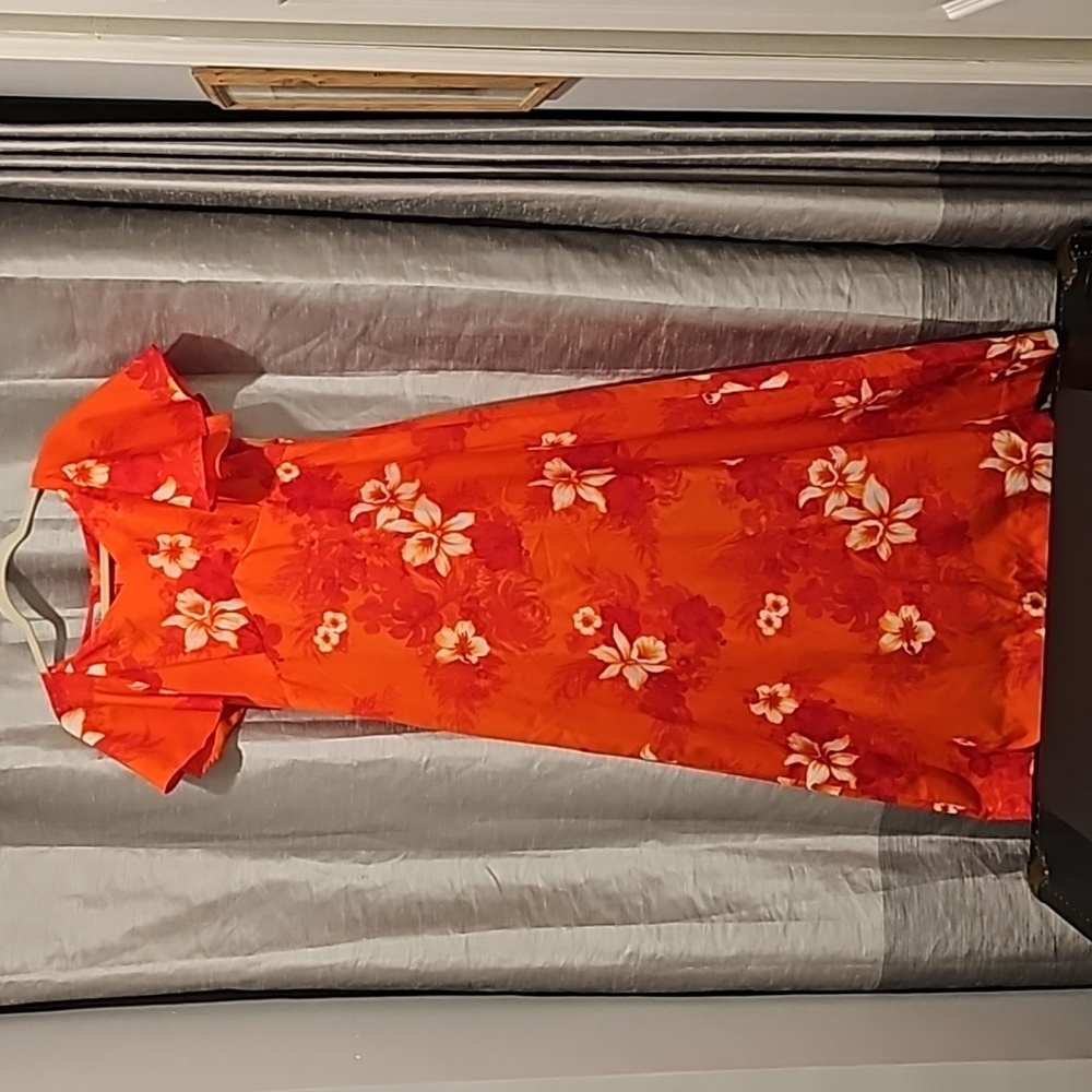 Vintage Hukilau Fashions Dress